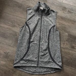 #11 UA vest